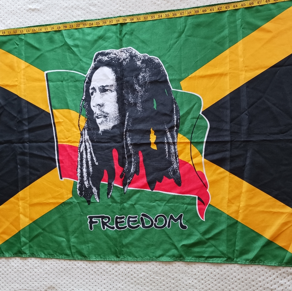 Vintage Bob Marley tapestrie Flag 3x5 wall size - Picture 5 of 7
